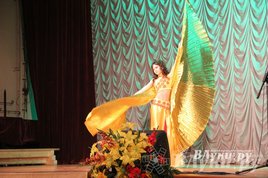 В Великих Луках прошел конкурс «Мисс A-Dance-2015» (фото, видео)