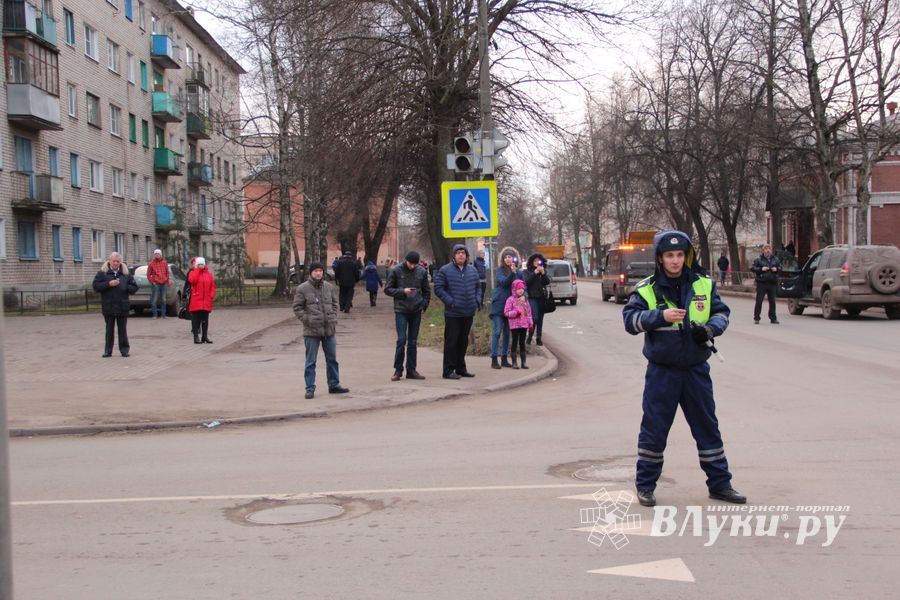 Теперь у всех великолучан есть фото или видео с «Тяжмаш» (ФОТО)