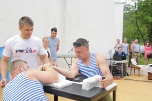 В Великих Луках отмечают День ВДВ (ФОТО)