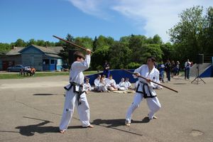 Спецназ «разгромил» на Дятлинке «банду»