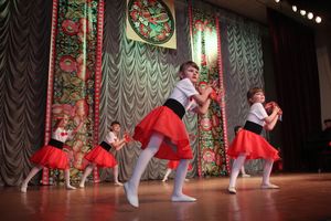 «Великолукская Веснянка»: детские сады 