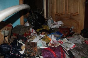 Фоторепортаж: пожар на Зверева в Великих Луках (ФОТО 18+)