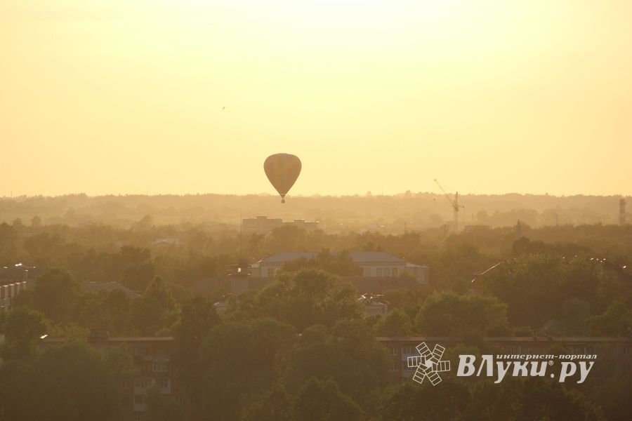 В Великих Луках стартовала 30-я Международная встреча воздухоплавателей