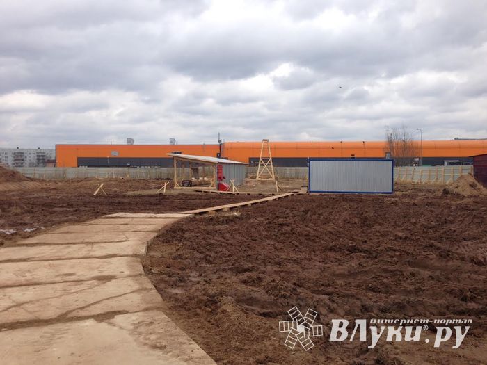 Андрей Турчак посетил строящийся спорткомплекс на Пескарёва (ФОТО)