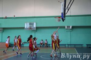 Кубок г. Великие Луки 2014 по баскетболу (фото)