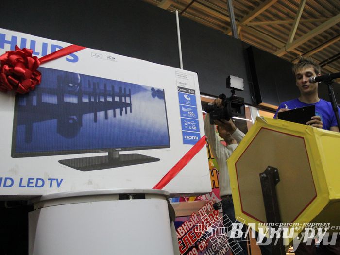 Торговый центр «Апельсин» отметил День рождения