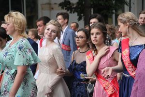 Великолукской «Бригантине» пришлось поплавать под дождём (ФОТО)