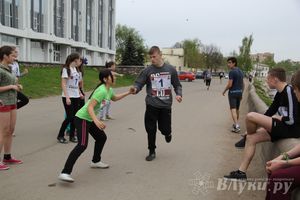 В Великих Луках прошла весенняя городская эстафета (фото)