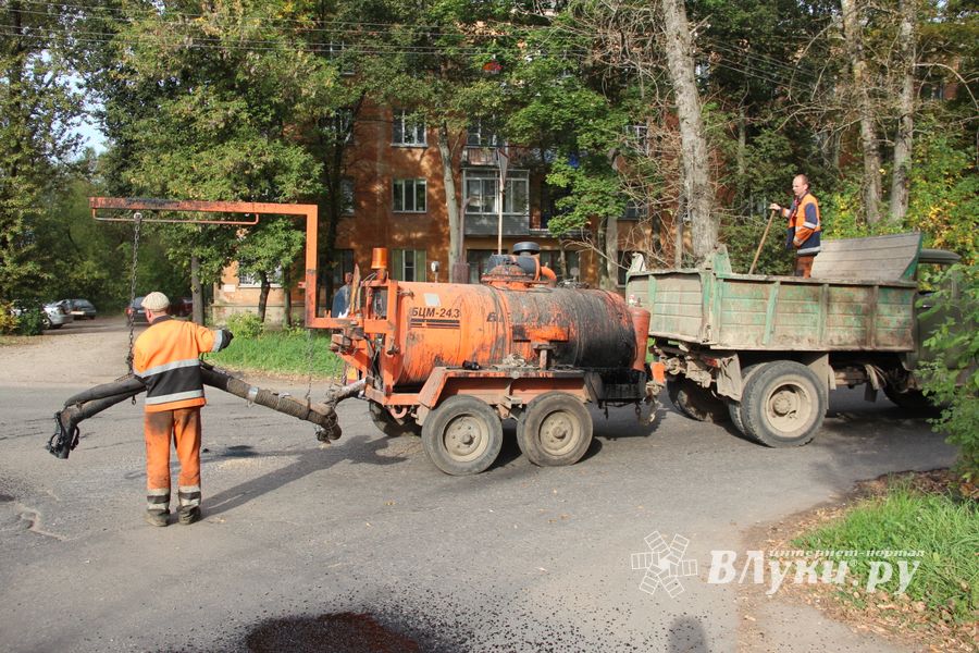 На Нелидовской затруднено движение (ФОТО)
