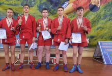 Великолучане привезли золотые медали с  регионального турнира по самбо (ФОТО)