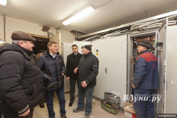 Андрей Турчак посетил строящийся в городе Пскове региональный онкологический центр (фото)