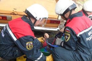 В Пскове прошла тренировка по реагированию пожарно-спасательных подразделений на ДТП (фото)