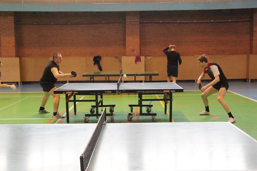 ​В Великих Луках прошел Кубок области по настольному теннису (фото)