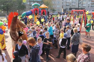 В Великих Луких благоустроили сквер на ул. Жукова (фото)