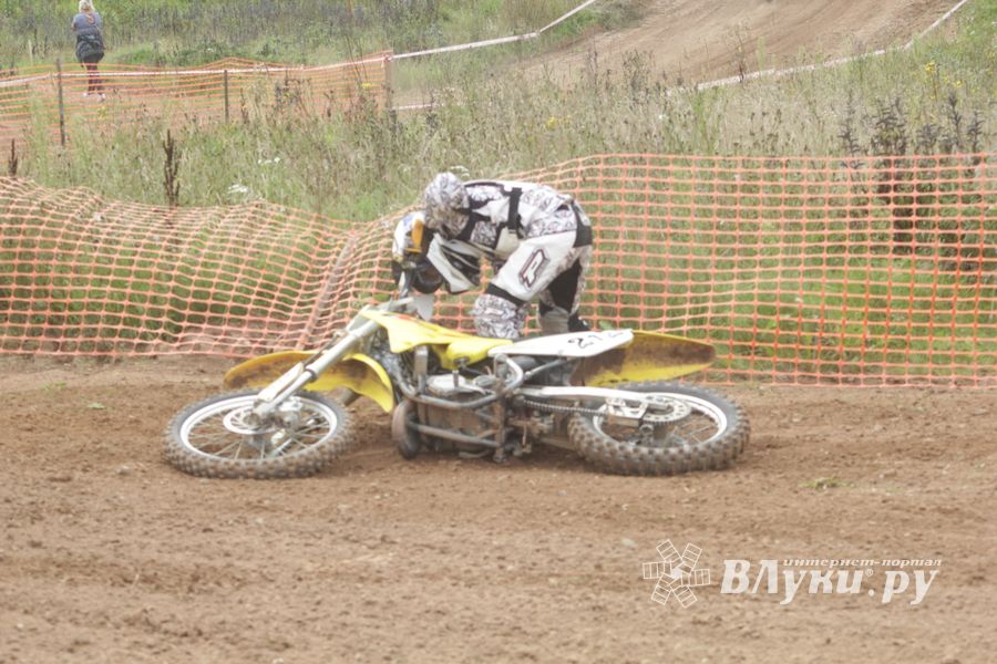 Мотокросс в Булынино: драйва много, зрителей мало (ФОТО)