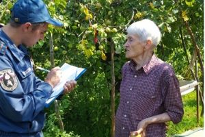 В Великих Луках садоводам напомнили о пожарной безопасности (ФОТО)