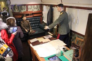 Великолучане знакомятся с «Поездом Победы» (ФОТО)