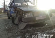 ДТП на Гражданской: машина vs столб (ФОТО)