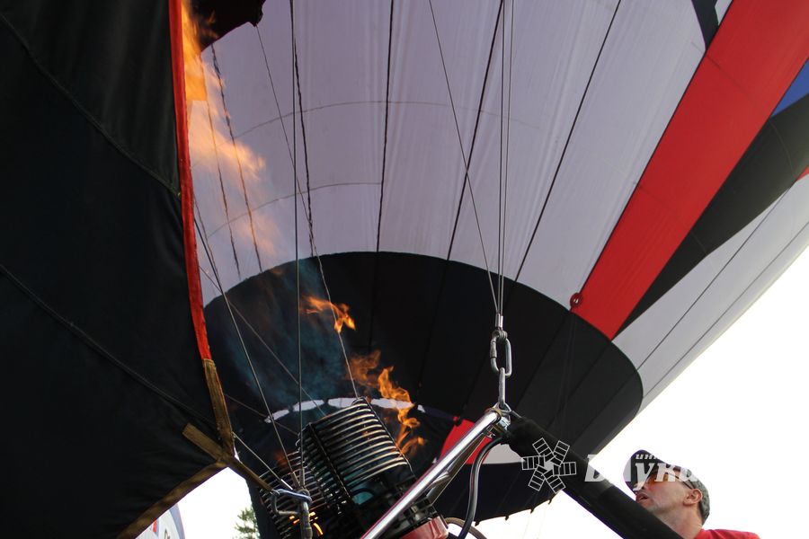 Открытие 19-й Международной встречи воздухоплавателей в Великих Луках