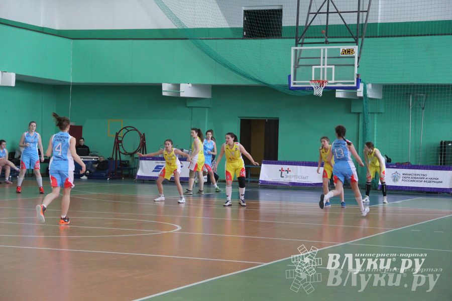 Игра за 3 место СОШ 12, Великие Луки — Гимназия Невель (девушки)