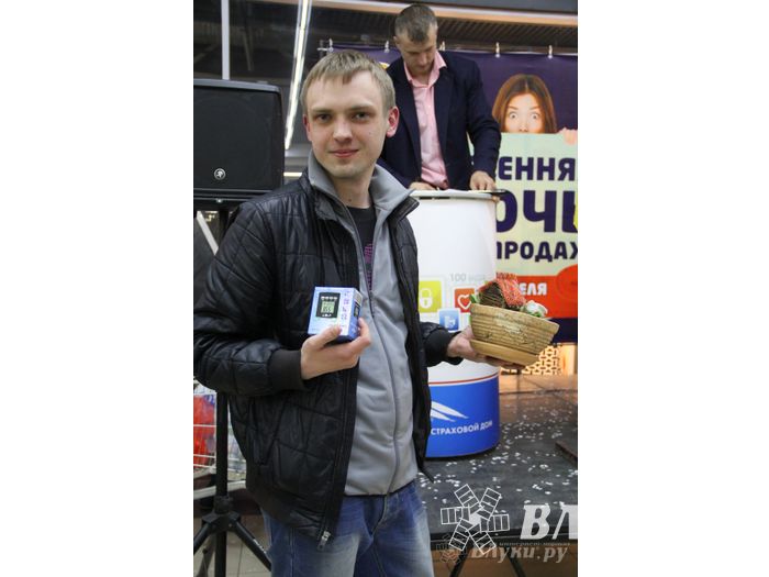 В ТЦ «Апельсин» прошла весенняя ночь распродаж