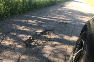 Губернатора просят отремонтировать дорогу в Рыжаково (ФОТО)