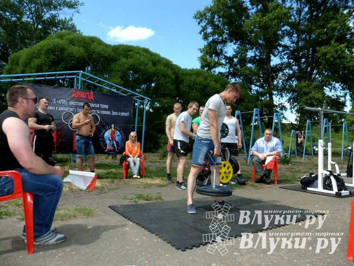 В Великих Луках прошел Всероссийский олимпийский день (фото)
