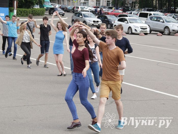 Репетиция вальса