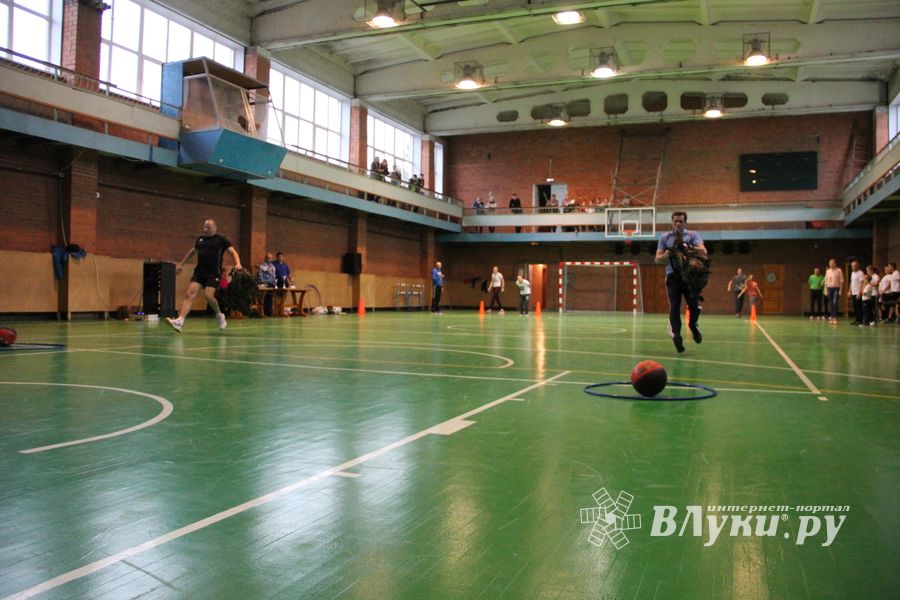 В Великих Луках прошло Первенство города среди спортивных семей (ФОТО)