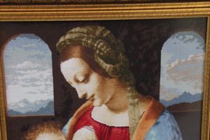 В Великих Луках прошел конкурс-выставка вышивки и бисера (ФОТО)