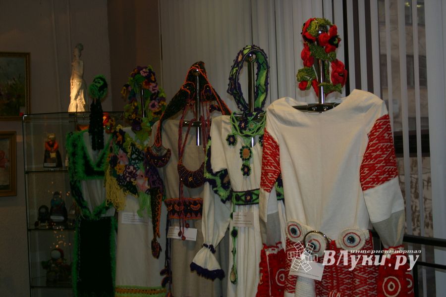 «Жар-птица» в Художественном салоне