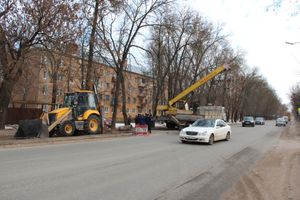 На пр. Гагарина идёт ремонт теплотрассы (ФОТО)