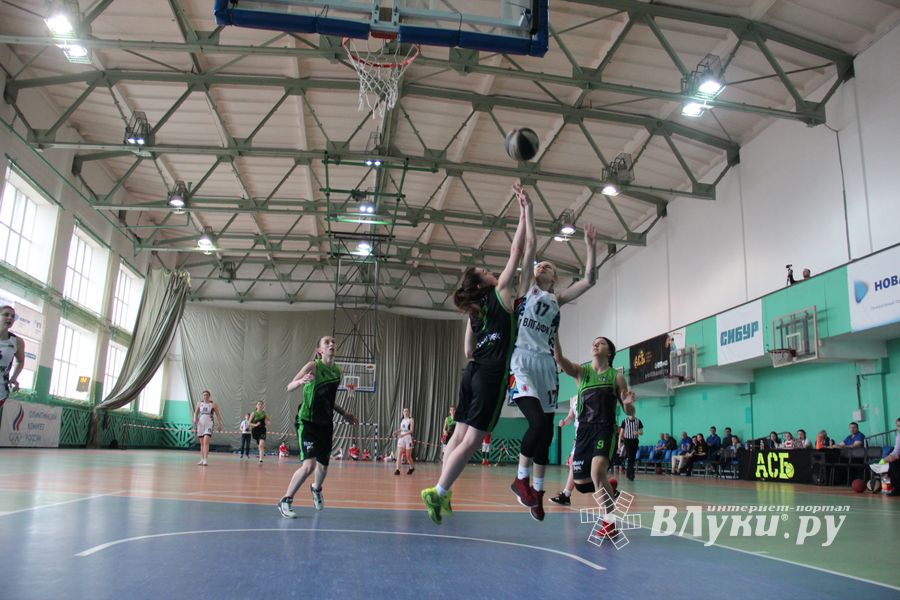 В Великих Луках прошли студенческие игры АСБ Лиги Белова (ФОТО)