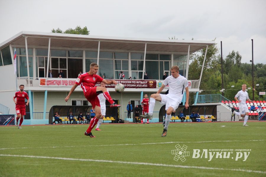 «Луки-Энергия» уступила дома «Твери» (ФОТО)