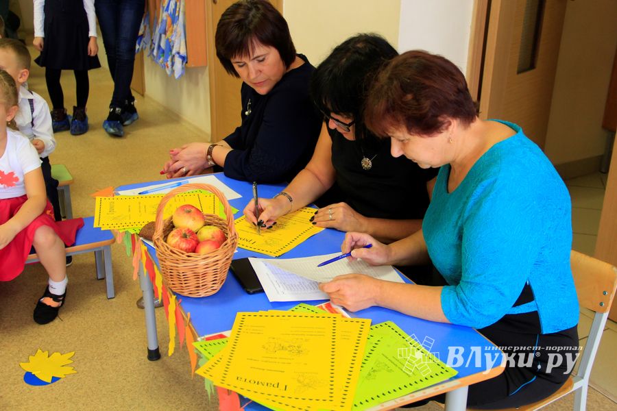 ​Праздник осени прошёл в школе № 13 (ФОТО)