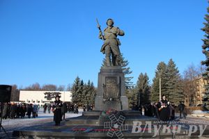 90-летие со дня рождения Александра Матросова. Митинг и возложение цветов к памятнику