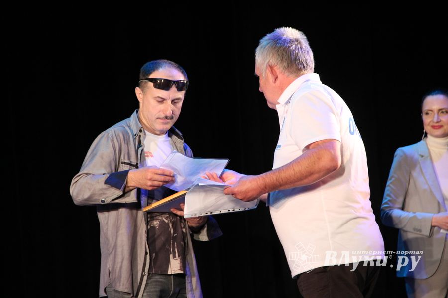 Торжественная церемония закрытия XXI-й Международной встречи воздухоплавателей в Великих Луках (ФОТО)