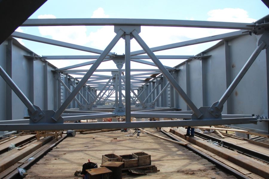  Работы по строительству путепровода в Великих Луках  идут по графику (ФОТО)