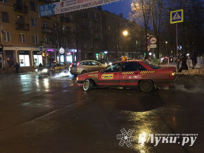 Отвалилось колесо (ФОТО)