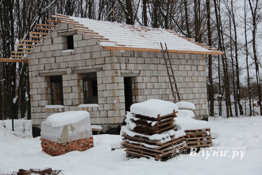 В Великих Луках ведется строительство центра по подготовке велосипедистов (ФОТО)