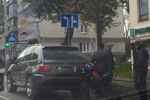 В Великих Луках произошло ДТП с участием мотоциклиста (фото)