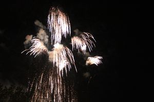 Салют в Великих Луках (ФОТО)