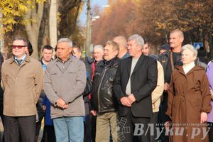 В Великих Луках прошло открытие мемориальной доски памяти Е.А. Клевцова