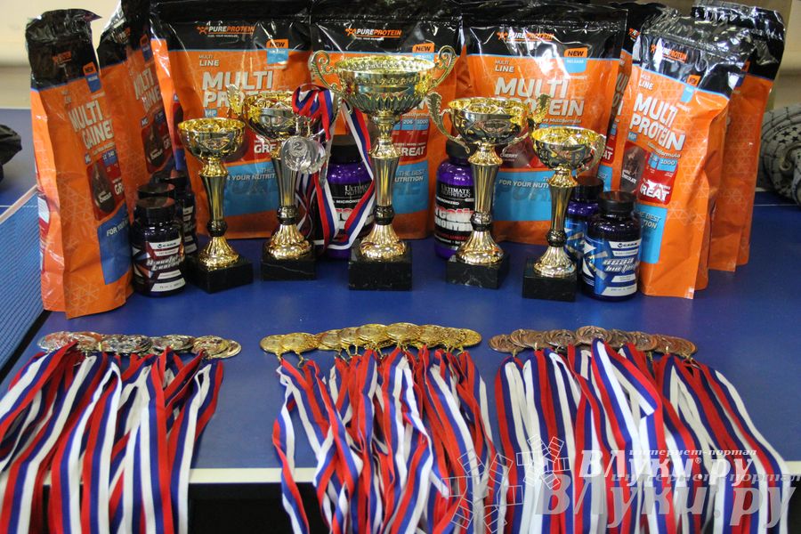 Первенство города по классическому жиму штанги и армлифтинг