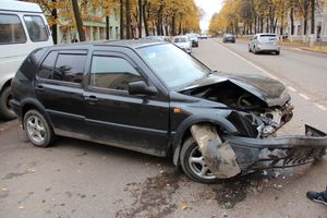 ДТП на проспекте Ленина в Великих Луках (ФОТО)