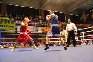 В Великих Луках состоялась матчевая встреча по боксу