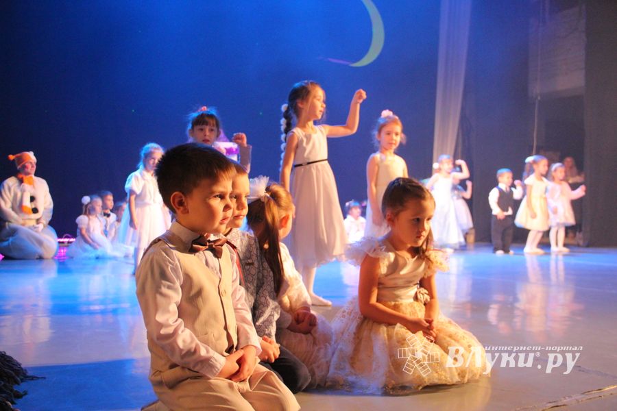 В ГДК им. Ленина встречают Новый год (ФОТО)