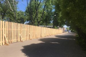 Очередной этап реконструкции парка в Великих Луках (ФОТО)