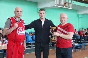 Великолучане — серебряные призеры межрегионального турнира ветеранов баскетбола (ФОТО)