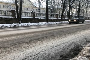 Обстановка на дорогах призывает к осторожности (ФОТО)